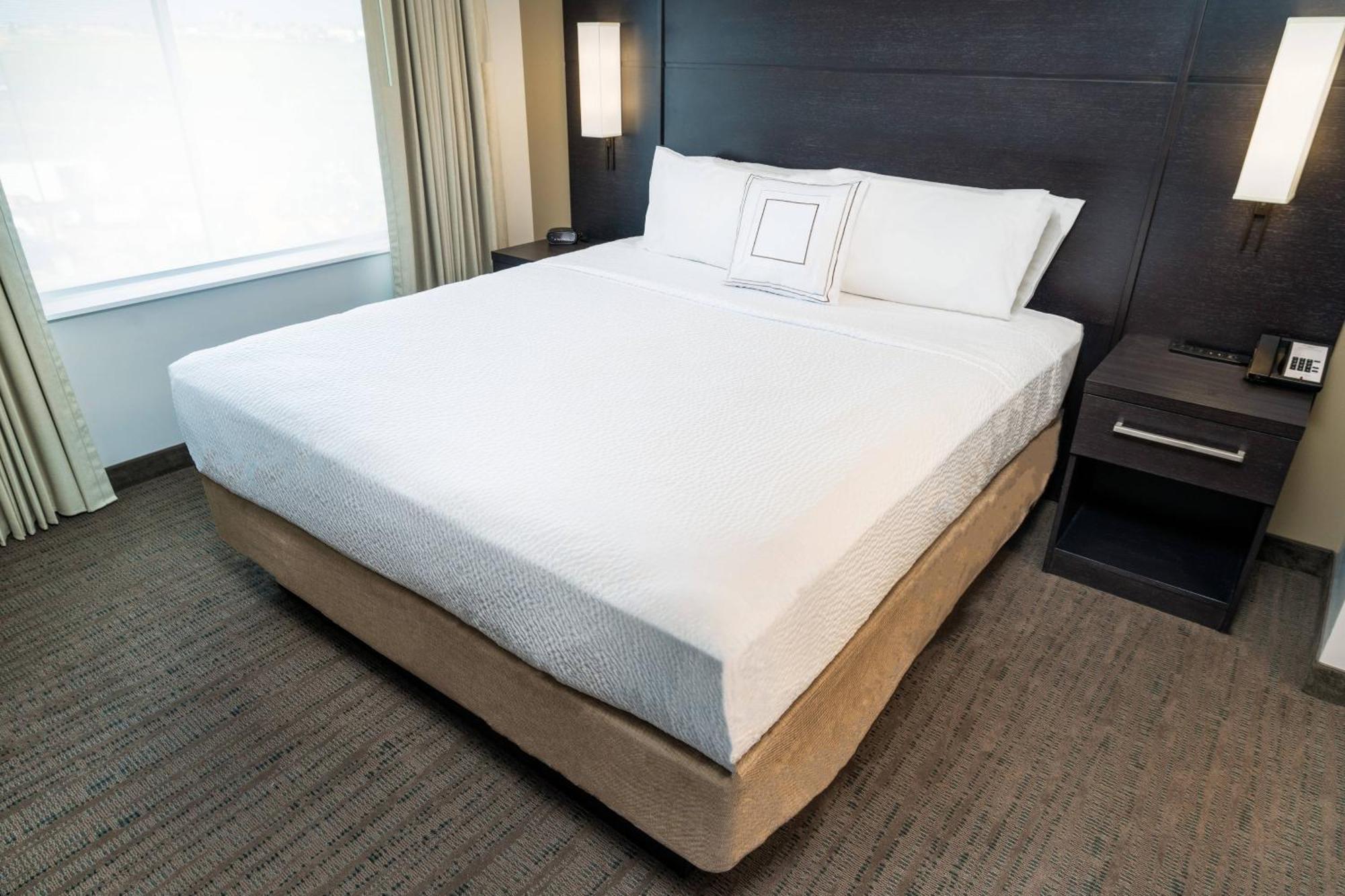 By Marriott Rocklin Hotel Roseville
