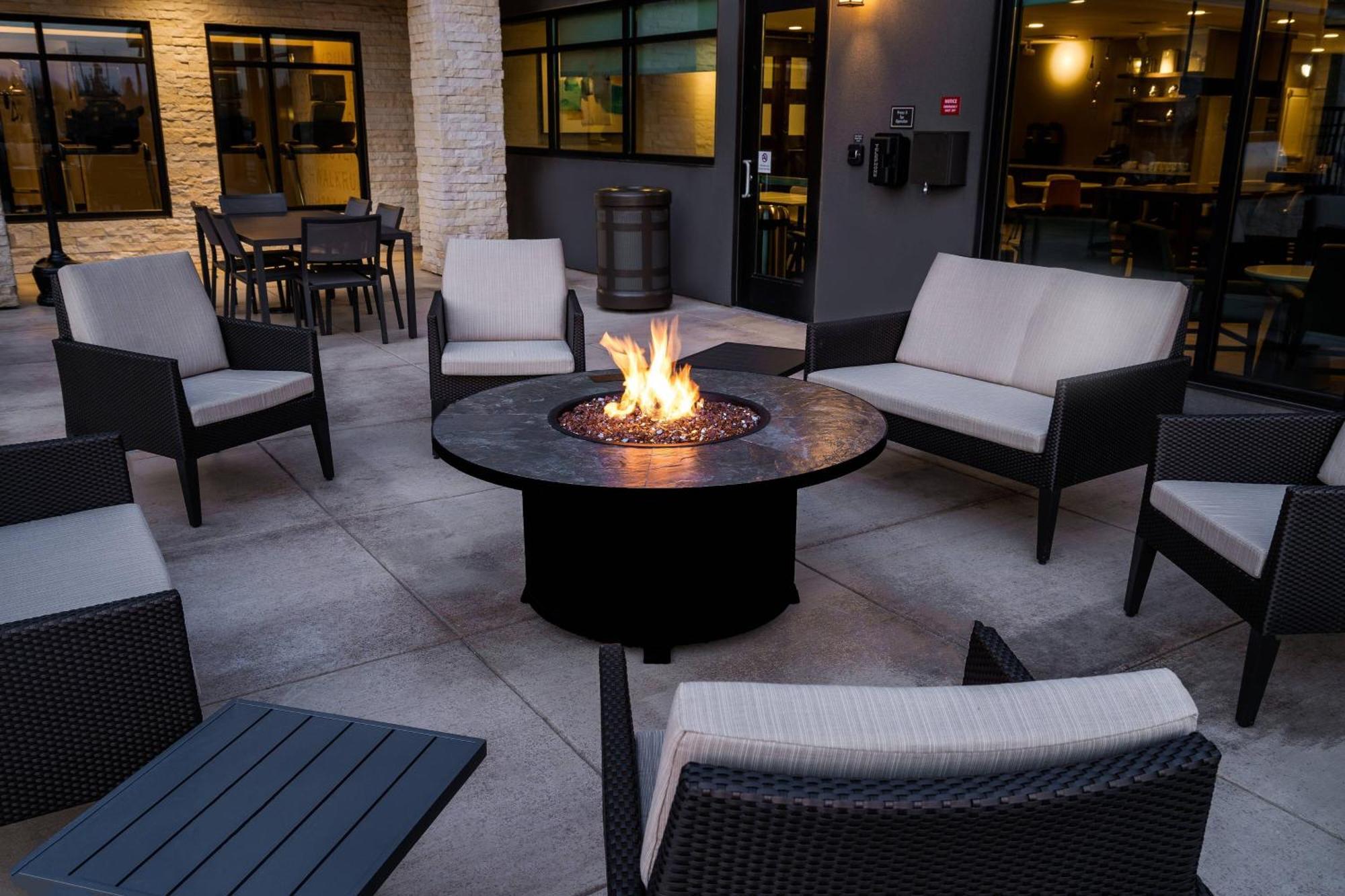 By Marriott Rocklin Roseville