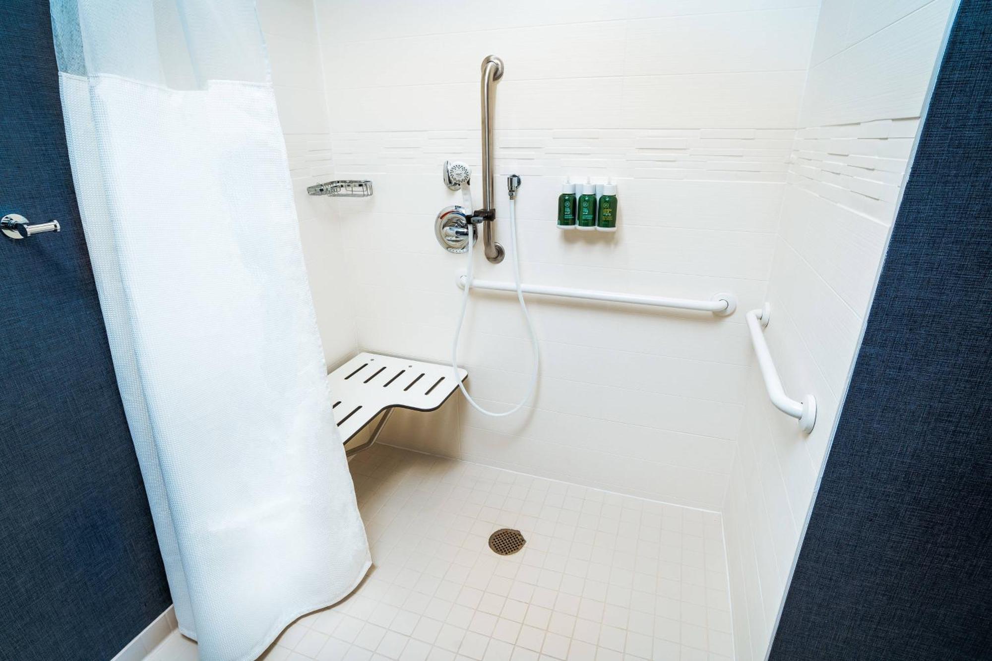 By Marriott Rocklin 3* Roseville